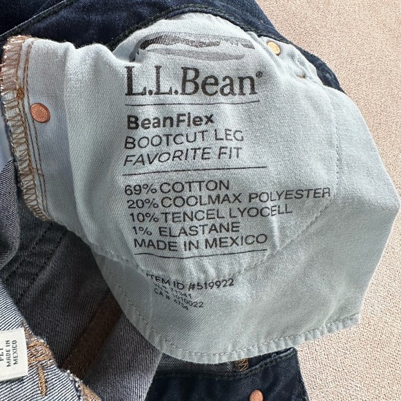 L.L. Bean Beanflex Bootcut Favorite Fit Jeans. 16 Petite. Dark wash. - Picture 7 of 12